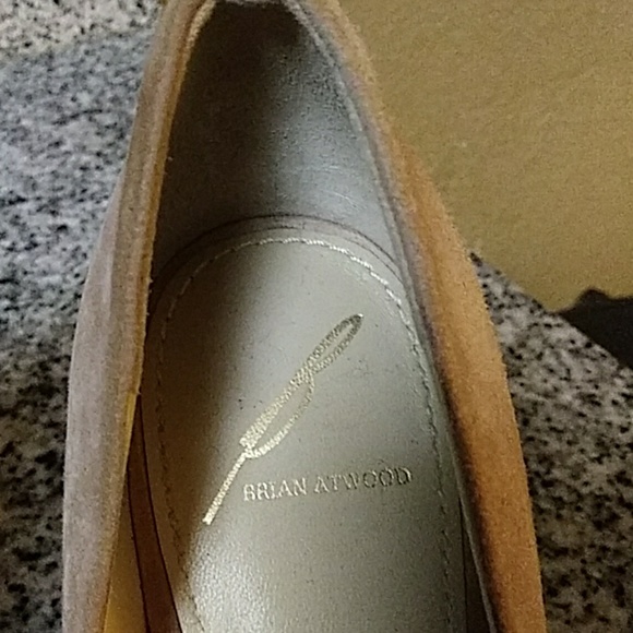 Shoes - Picture 5 of 6